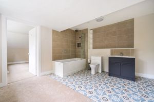 Photo 33- click for photo gallery